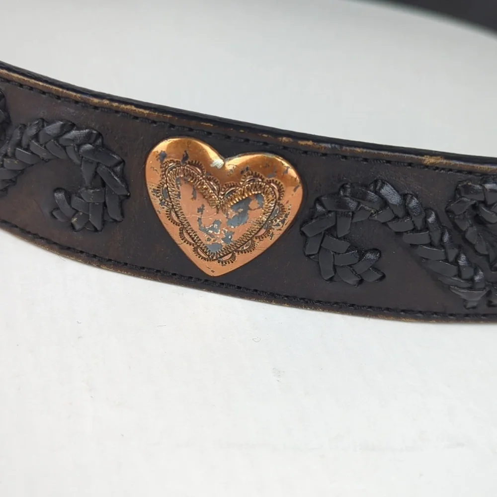 VINTAGE Women's Western Leather Gold Heart Concho Belt